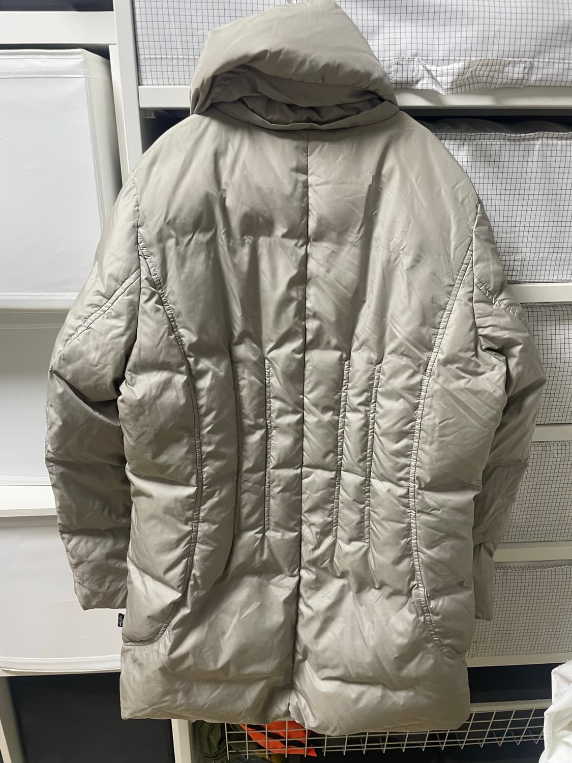 꾸레쥬 여성패딩 판매합니다. 상품이미지2