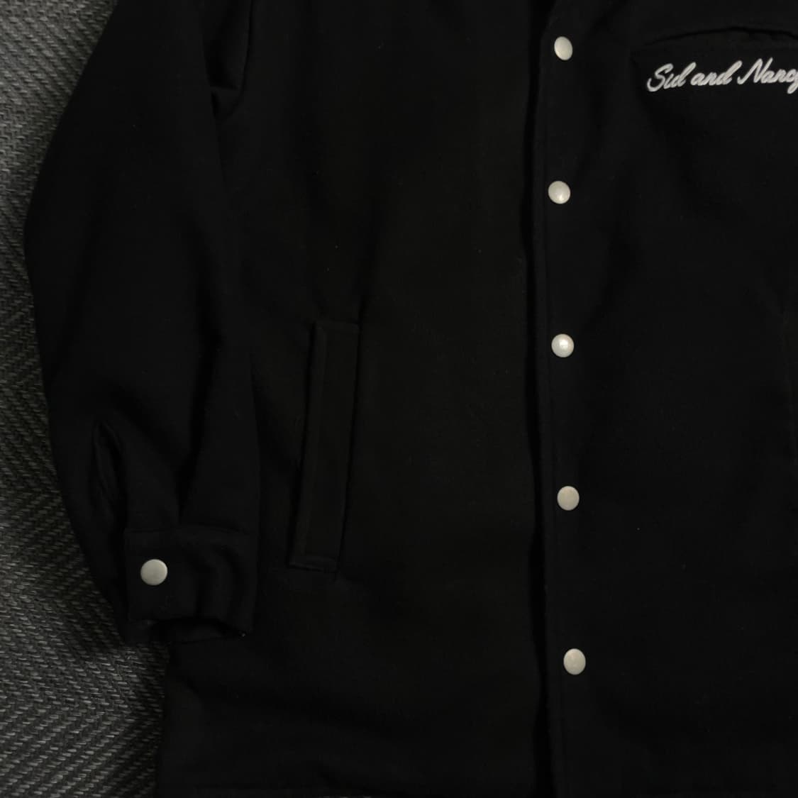 WVUR 스몰로고 빈티지 블랙 누빔 바시티 자켓y 4242 상품이미지4