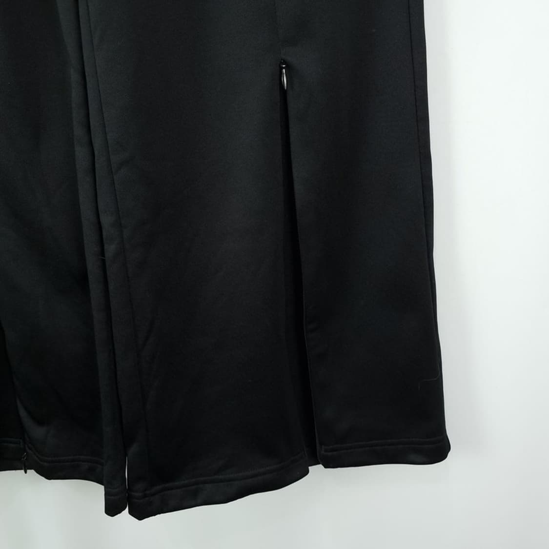 아디다스 로고 자수 슈퍼 와이드 트랙 팬츠 블랙 M16524 상품이미지8