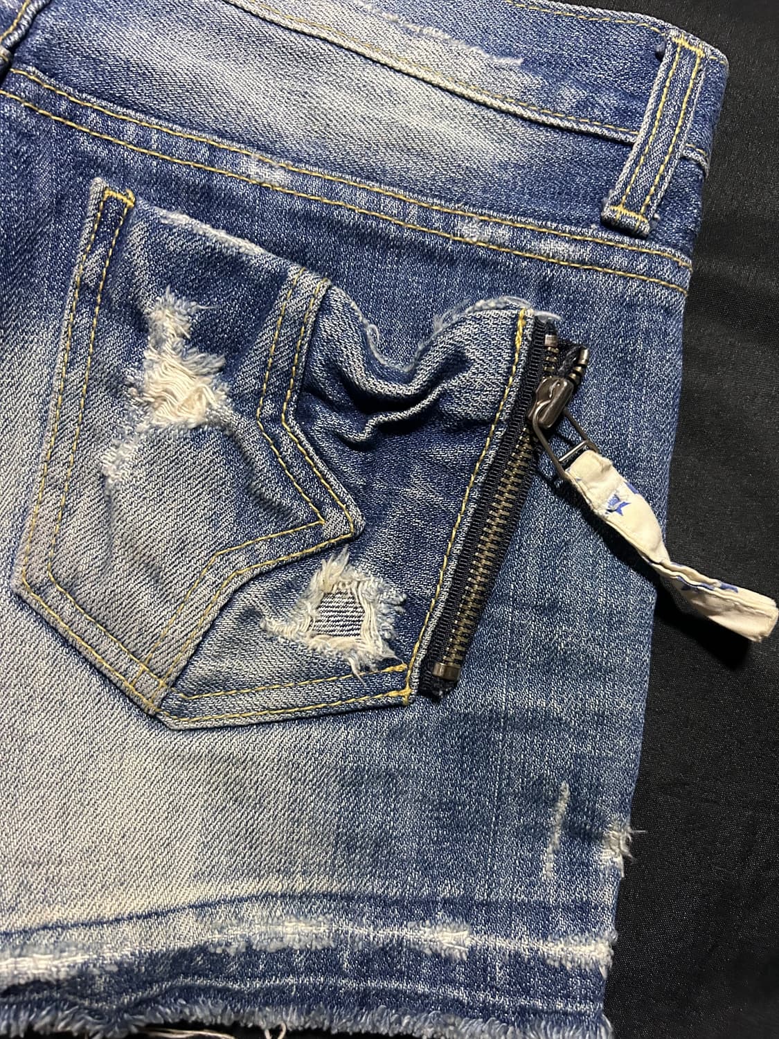 star tag distress washing denim shorts 상품이미지3