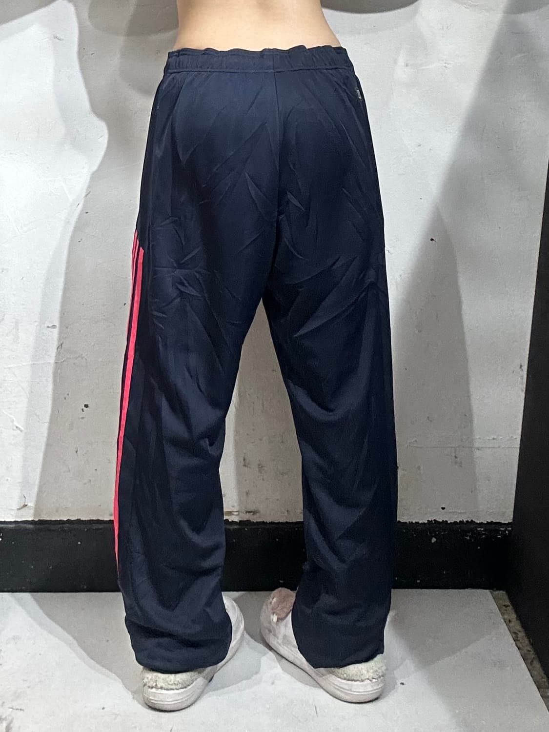 아디다스 핑크 삼선 네이비 와이드 트레이닝 팬츠 M  상품이미지3
