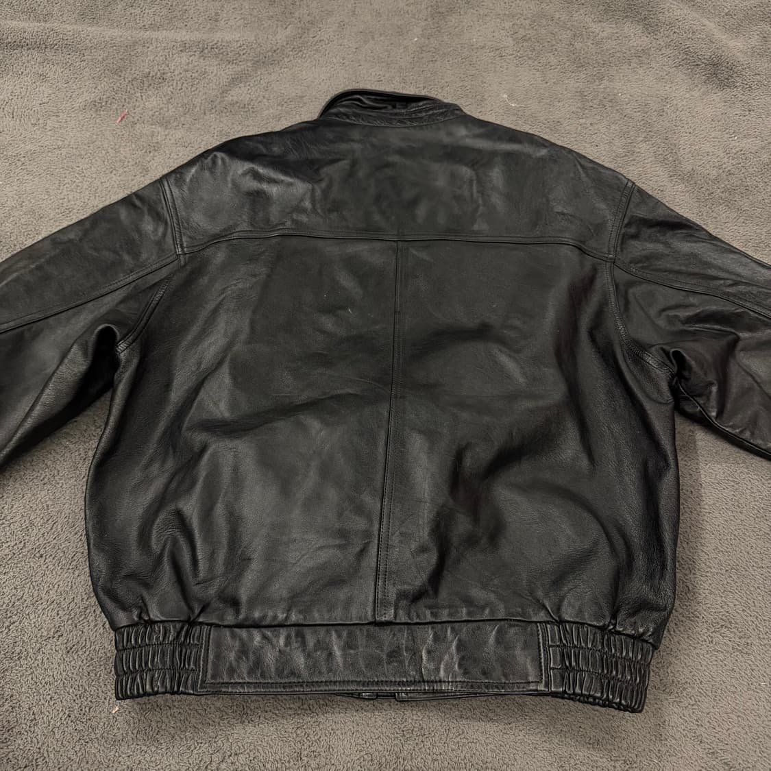 [정품/100] 입생로랑 블랙 양가죽 레더 자켓 상품이미지4