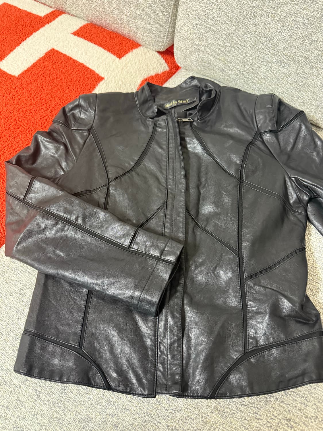 절개 디테일 가죽자켓 상품이미지1