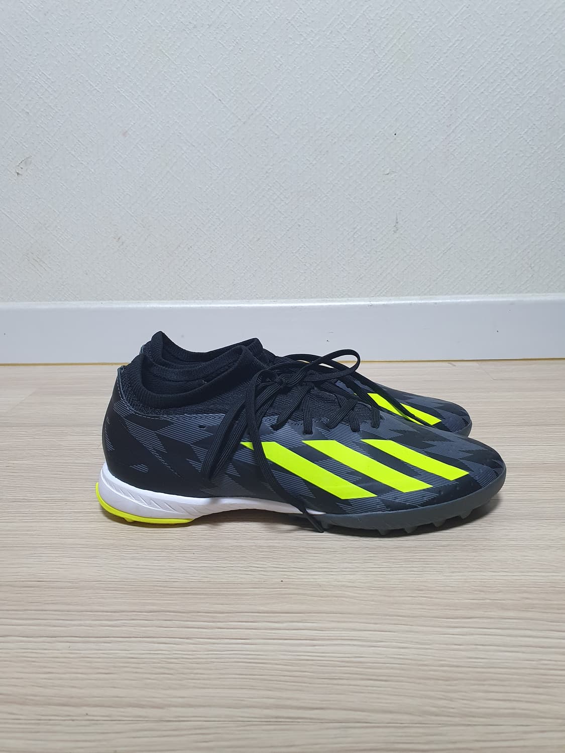 아디다스 크레이지패스트 TF 풋살화 270 상품이미지1