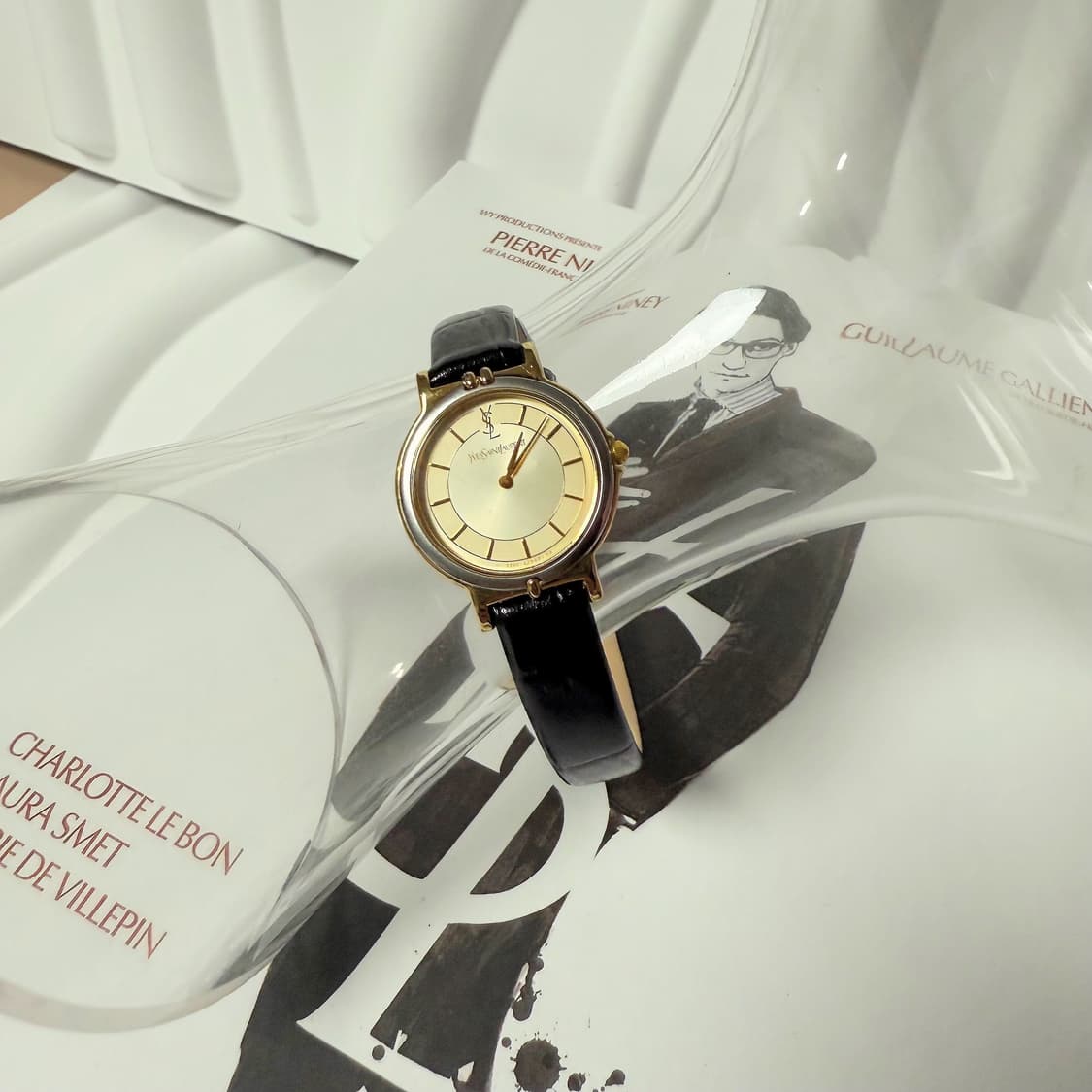 빈티지 YSL 골드 톤 라운드 다이얼 시계 상품이미지1