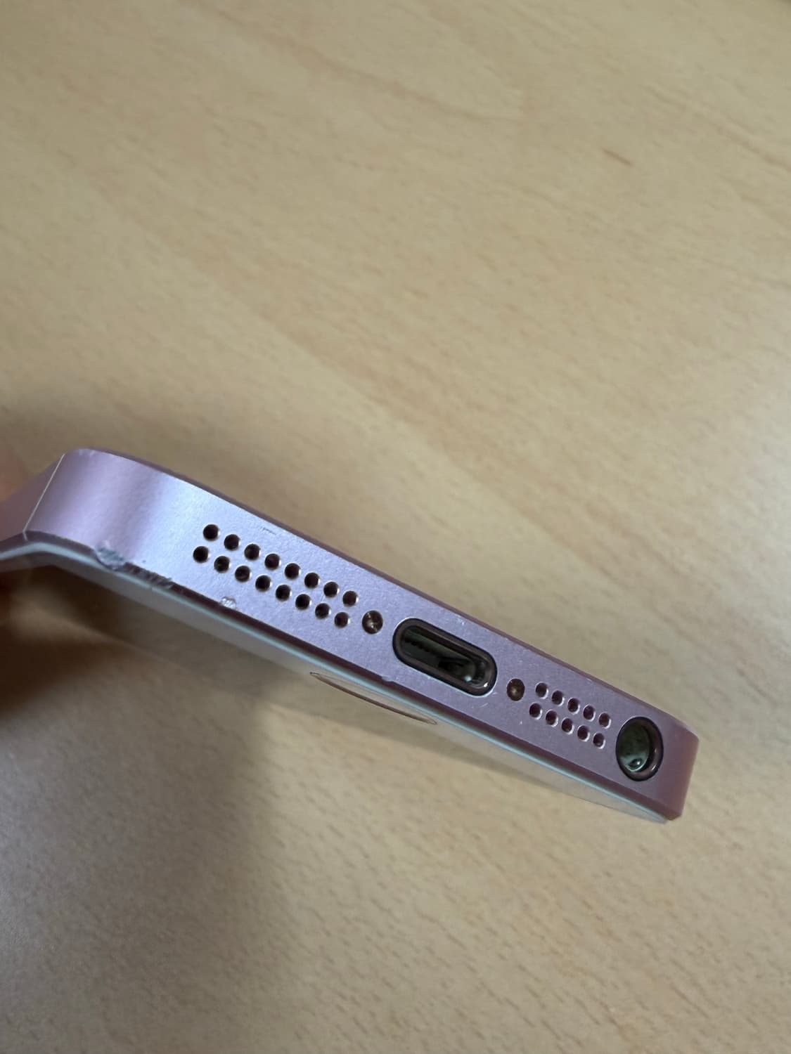 아이폰 se1 로즈골드 32기가 배터리 효율 100 상품이미지6