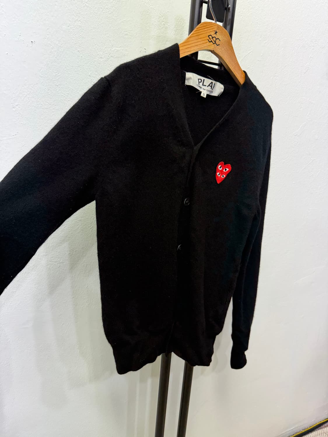 매장판정품) 꼼데가르송 23ss 여성 더블하트 가디건 S  상품이미지2