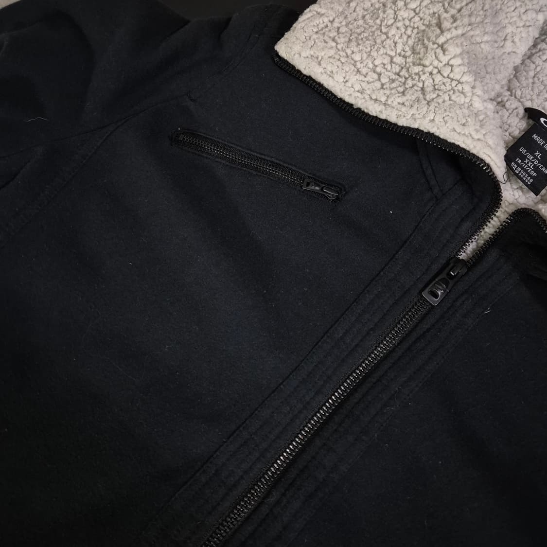 오클리 y2k스타일 퍼 집업 자켓 XL사이즈 상품이미지4