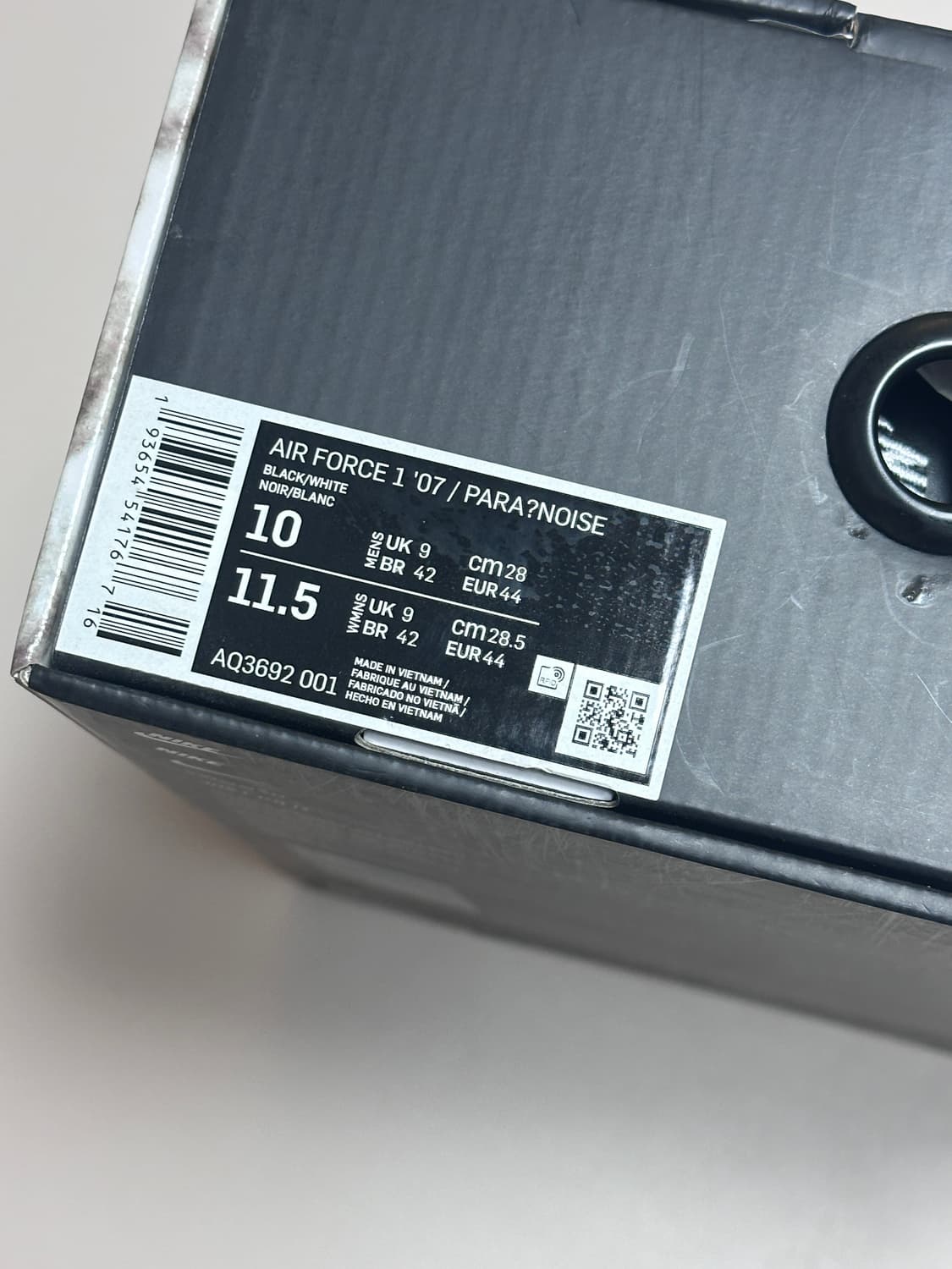 나이키 x 피스마이너스원 에어포스 1 로우 파라노이즈 상품이미지2