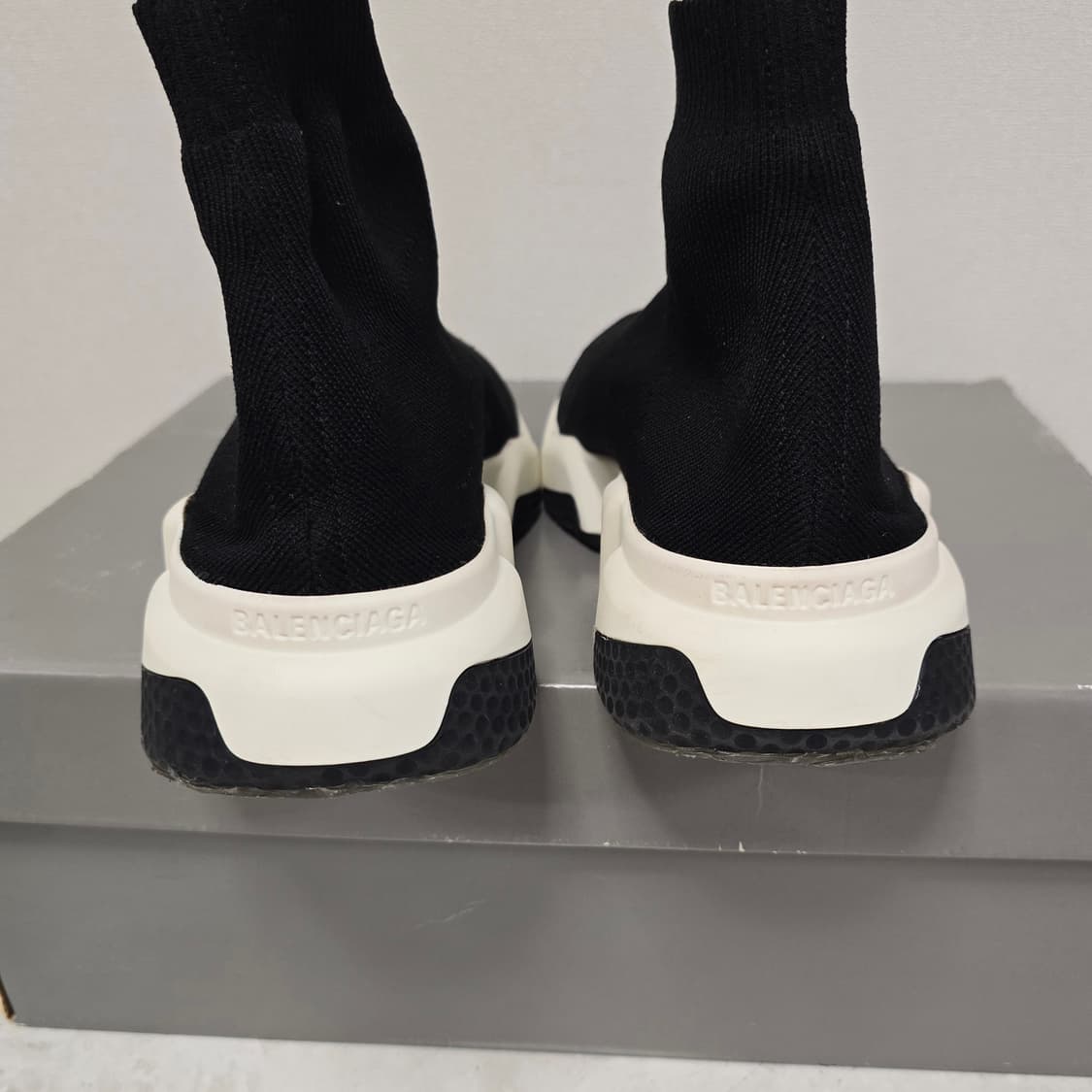 발렌시아가 스피드러너 스니커즈 신발 39사이즈 255 260 판매 상품이미지5