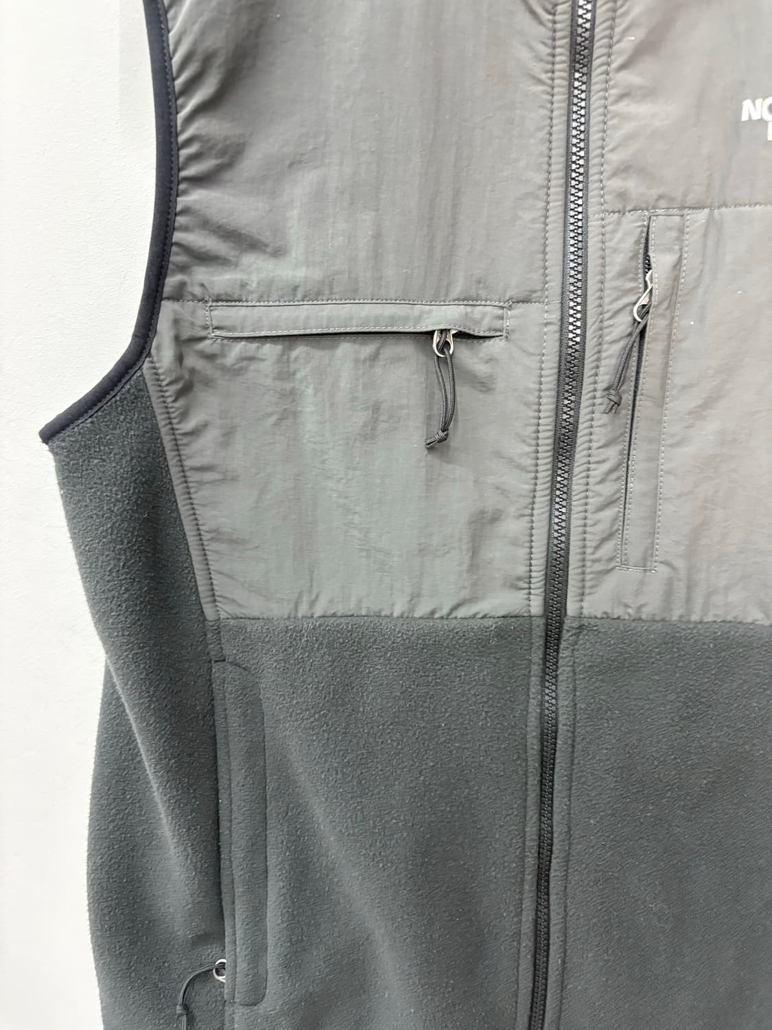 노스페이스 og 데날리 플리스 테크웨어 베스트 A2440 상품이미지3