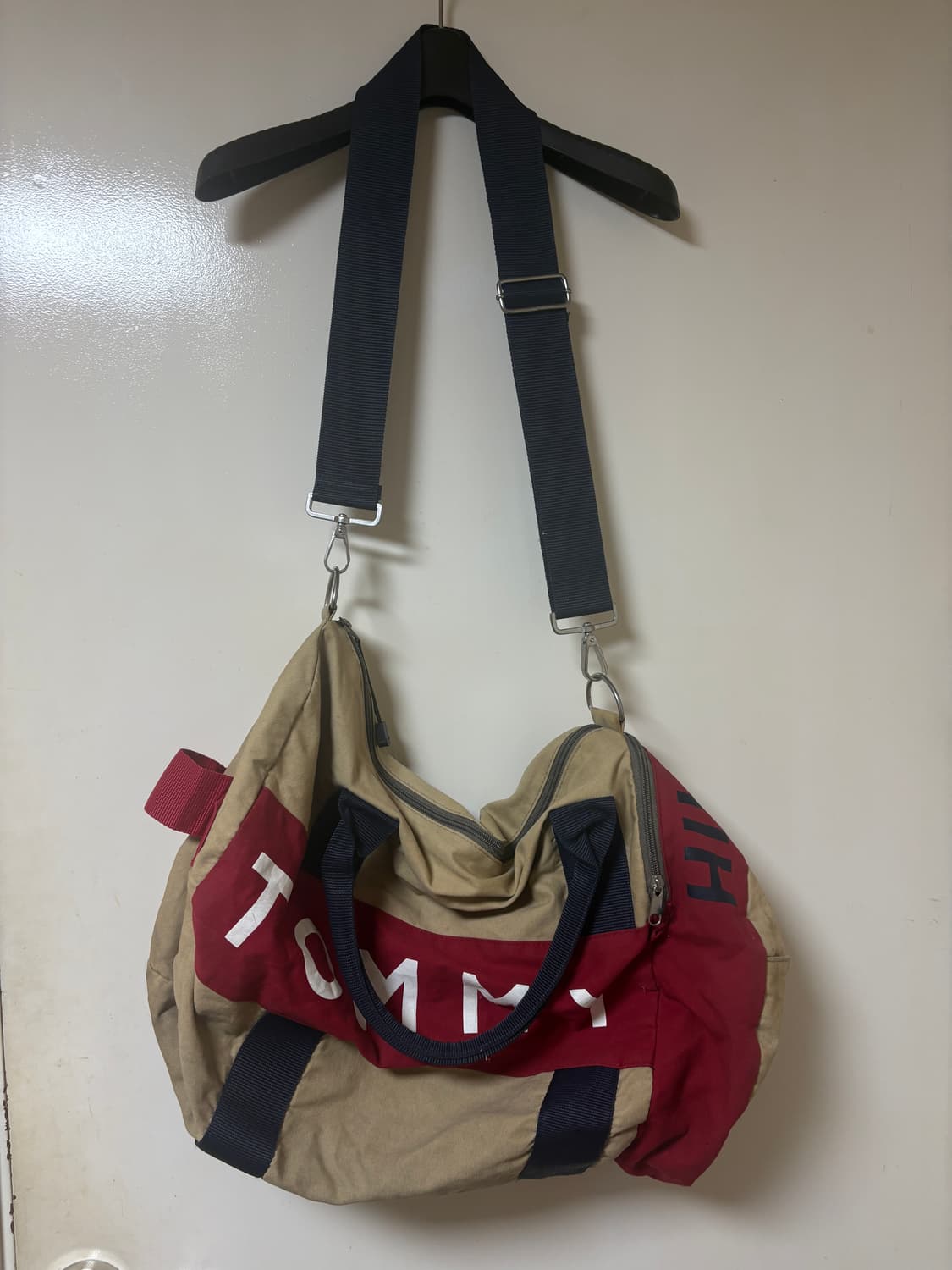 타미 힐피거 클래식 백 상품이미지1