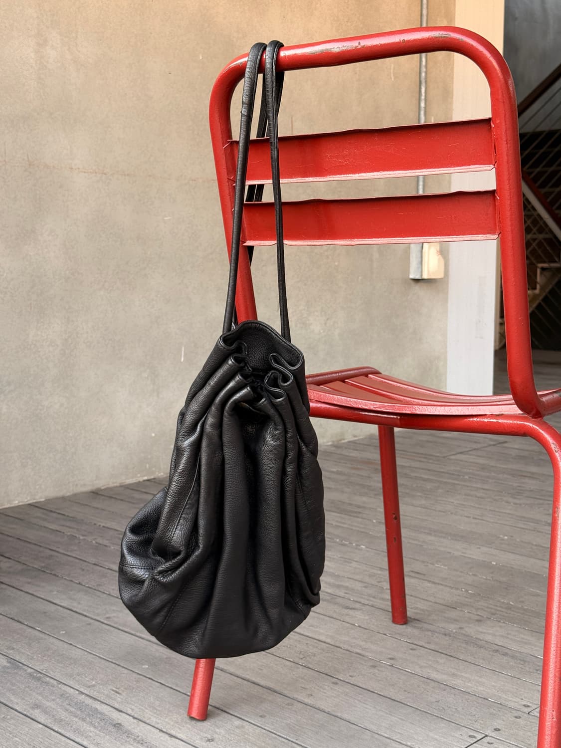 Leather Bucket Bag 상품이미지1