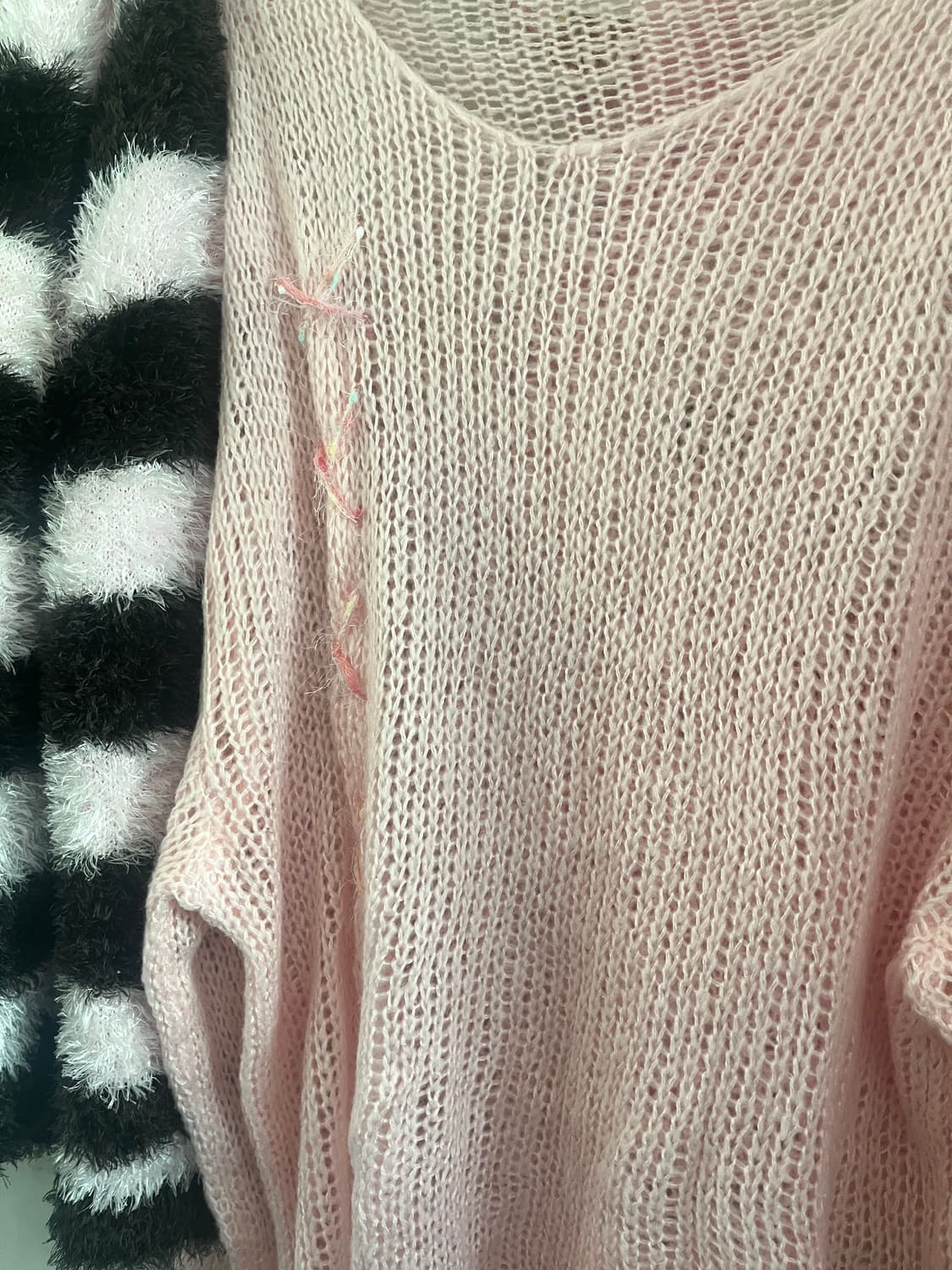 빈티지 딸기초코 후리스퍼후드집업핑크아일렛리본원숄더니트코디세트 상품이미지2