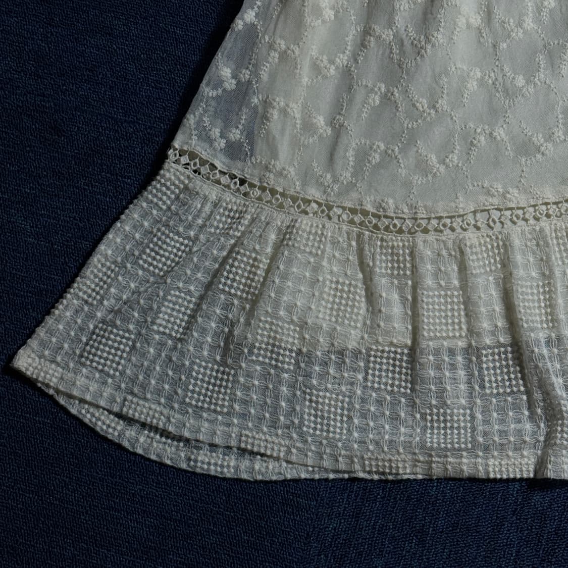 모리걸 화이트 미디스커트 상품이미지3