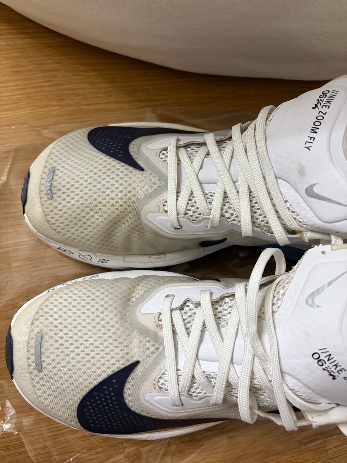 나이키  줌플라이 화이트 상품이미지4