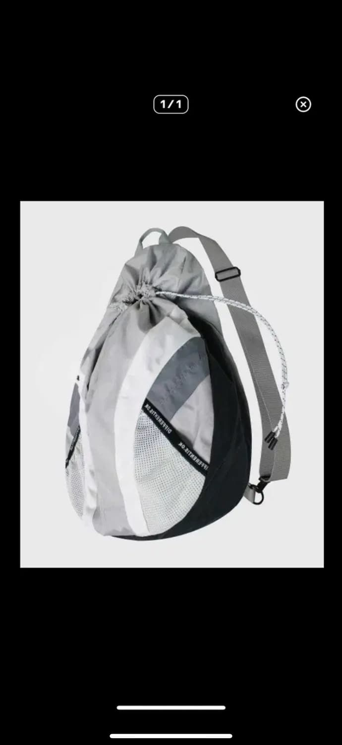 디프런트이즈오케이 슬링백 상품이미지1