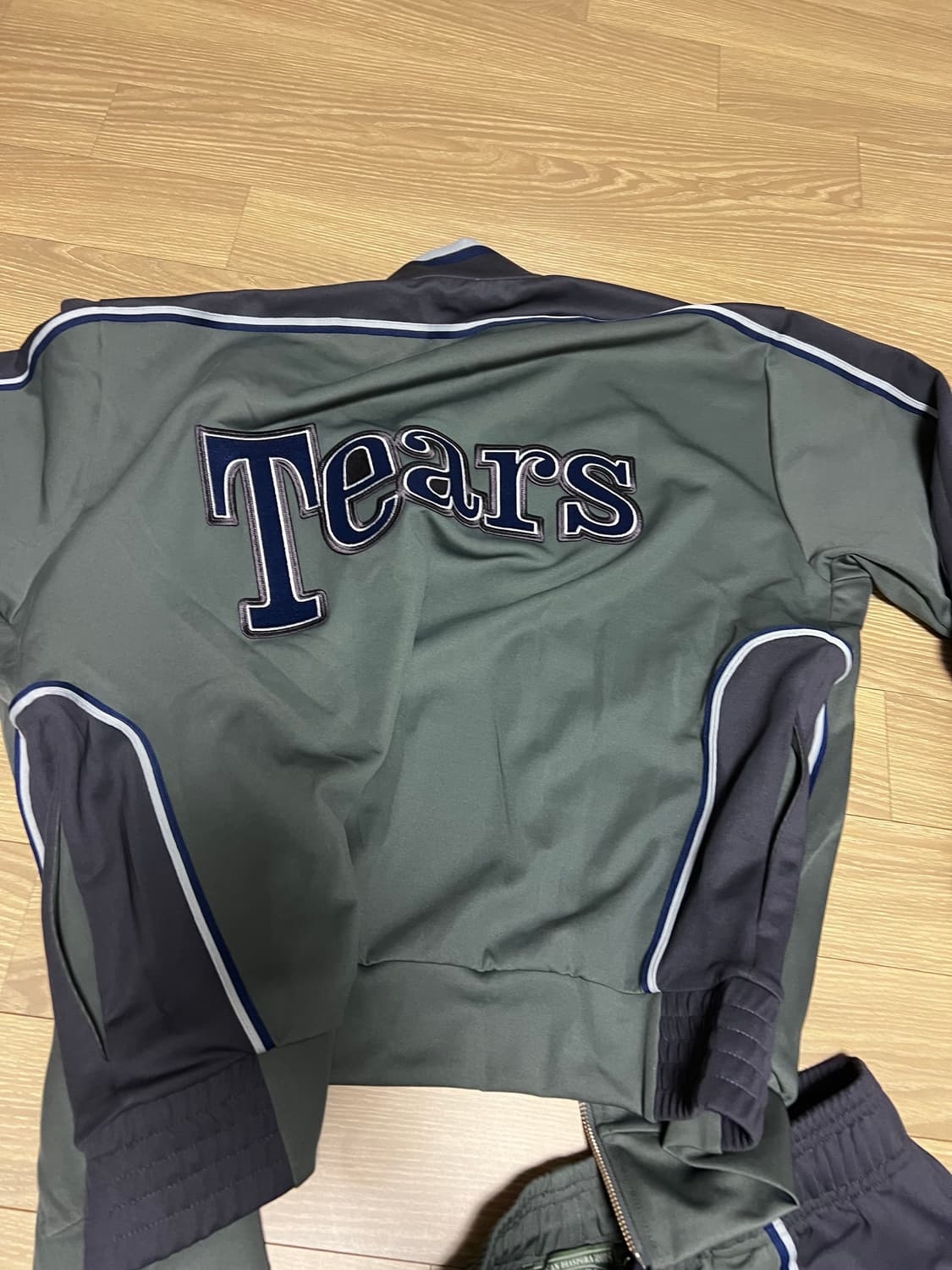 데님티어스 트랙 셋업 [상의L 하의XL] 상품이미지4