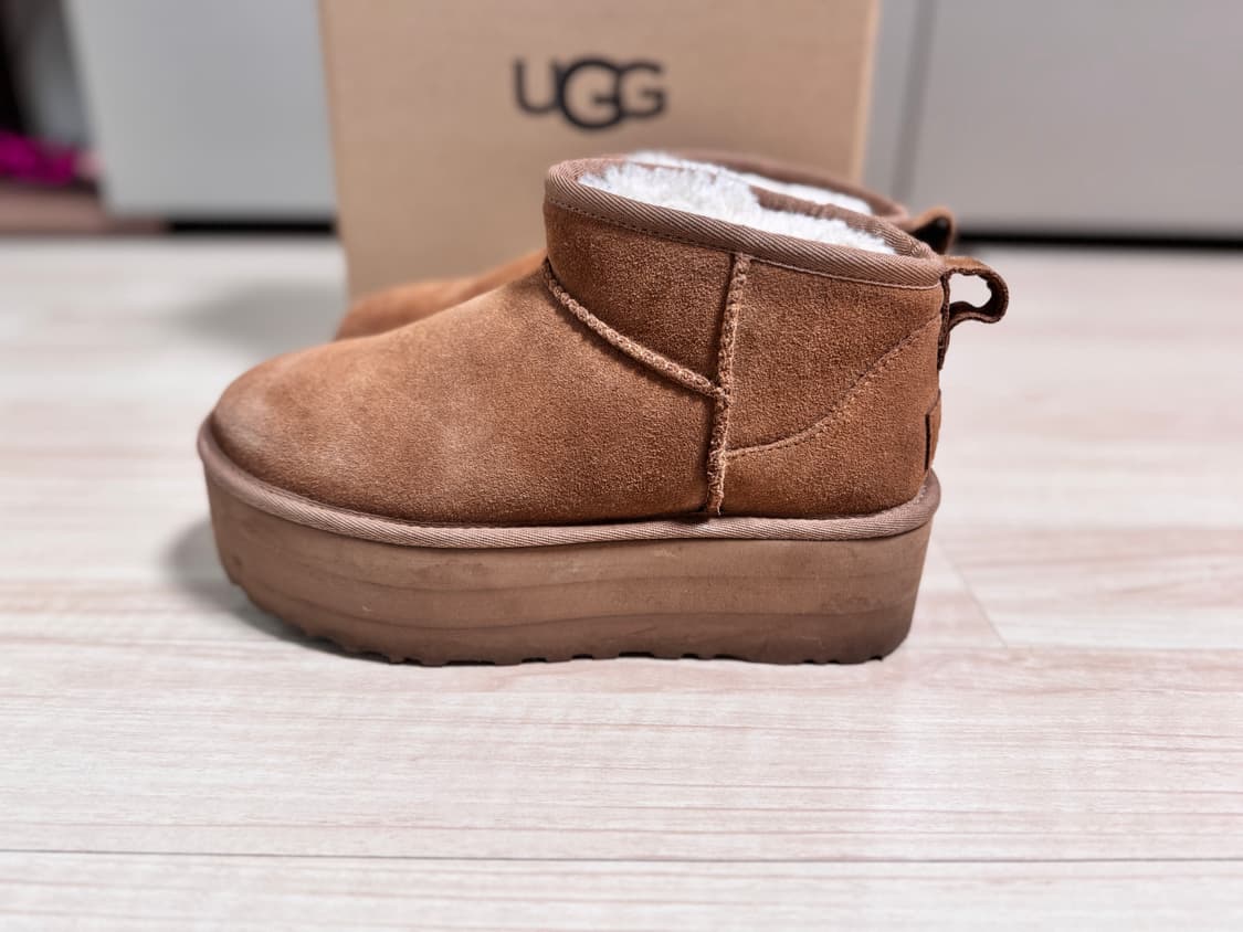 어그 클래식 울트라 미니 플랫폼 체스트넛 US7 상품이미지2