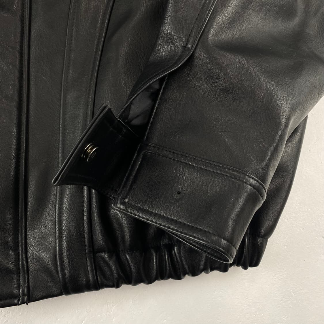 Haleine 알렌느 블랙 A-2 레더 자켓 (103) 상품이미지6