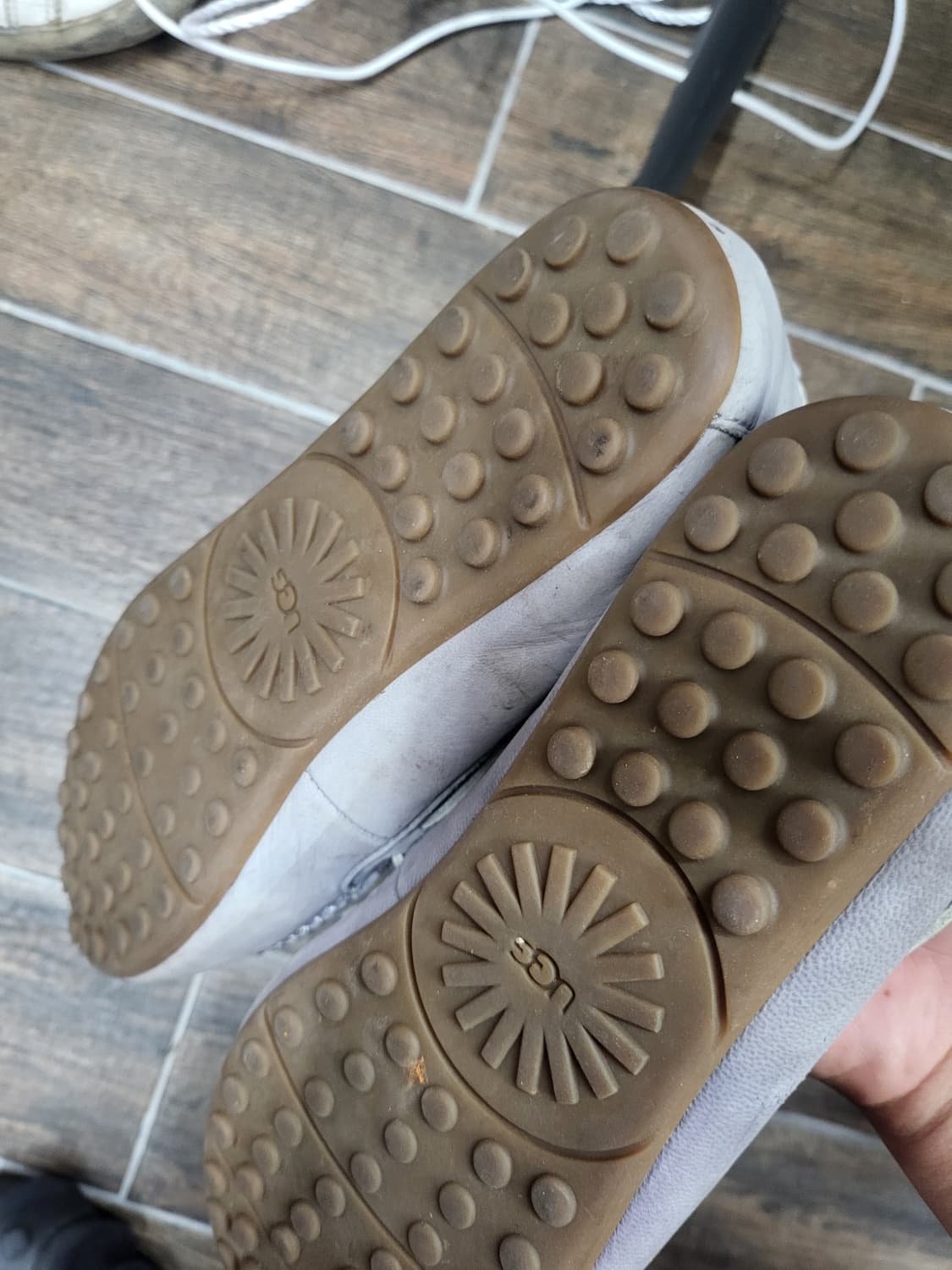 UGG 어그 여성 모카신 드라이빙 슈즈 상품이미지5