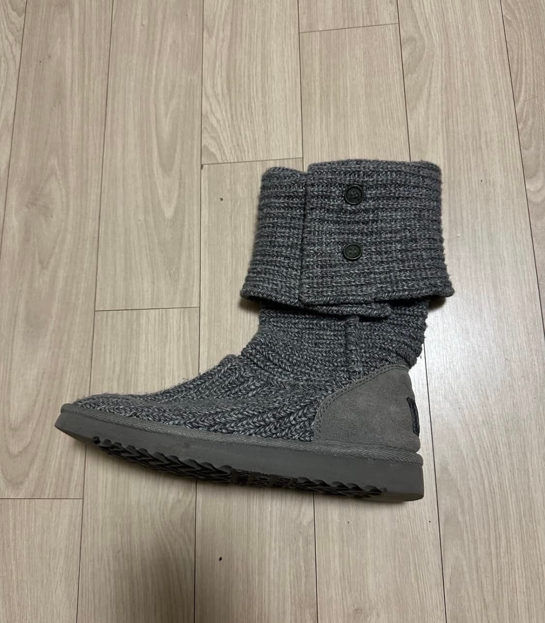 어그 카디부츠 그레이 240 상품이미지3