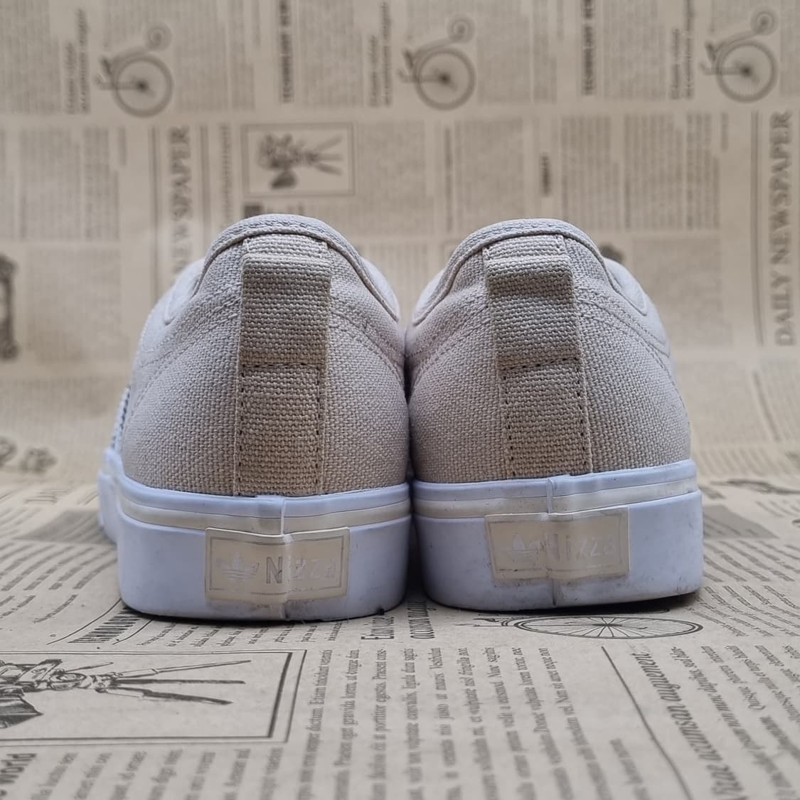 아디다스 니짜 베이지 여성스니커즈230  상품이미지4