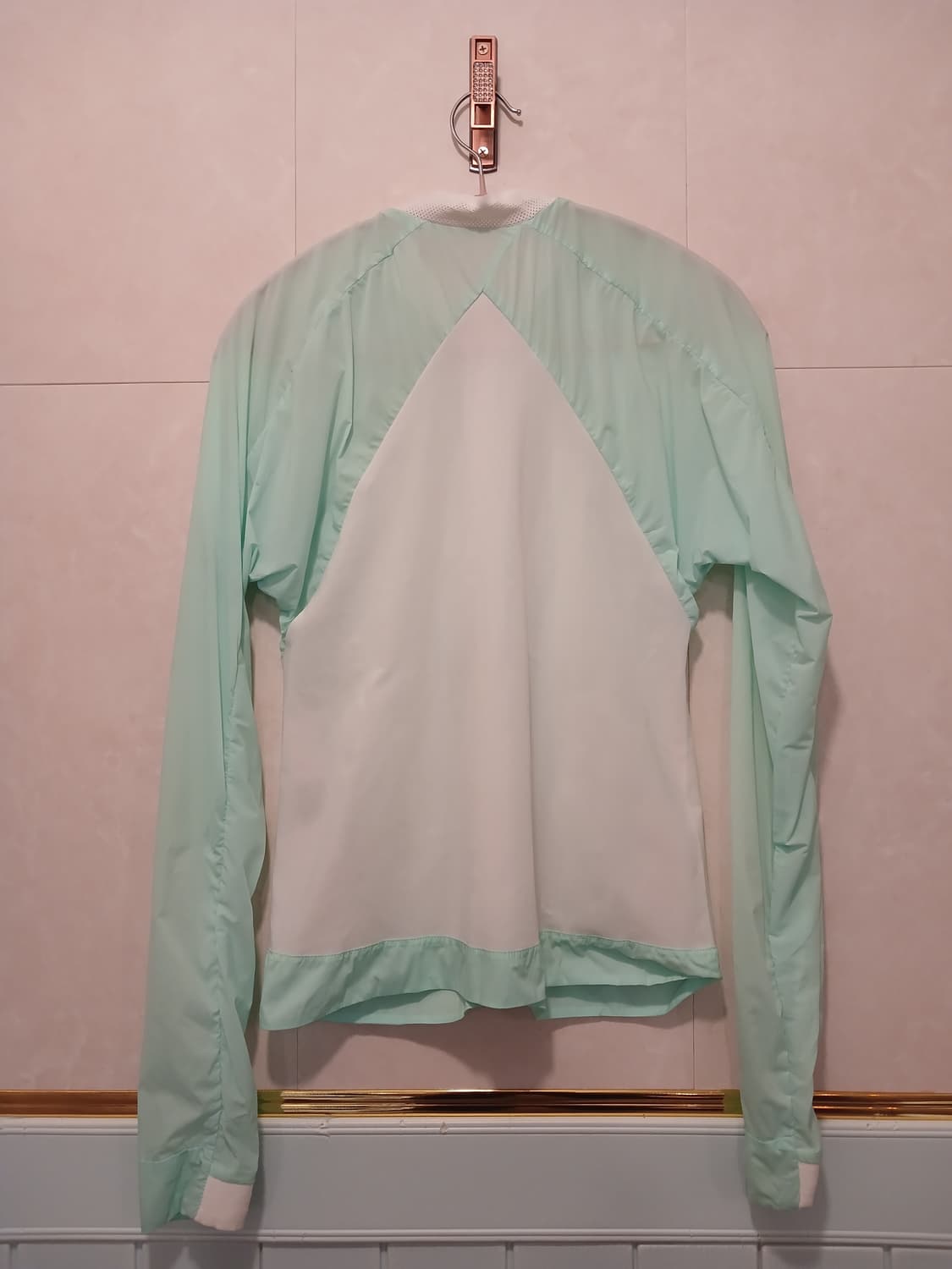 타이틀리스트 정품 여성 바람막이 85 ~ 90 사이즈 상품이미지8