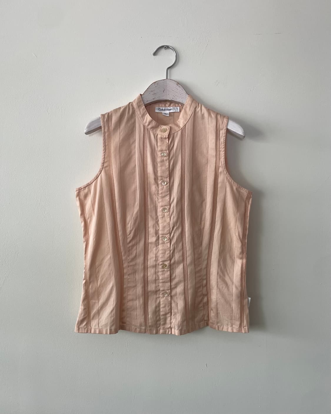 Calvin Klein pinstripe sleveless blouse 상품이미지1