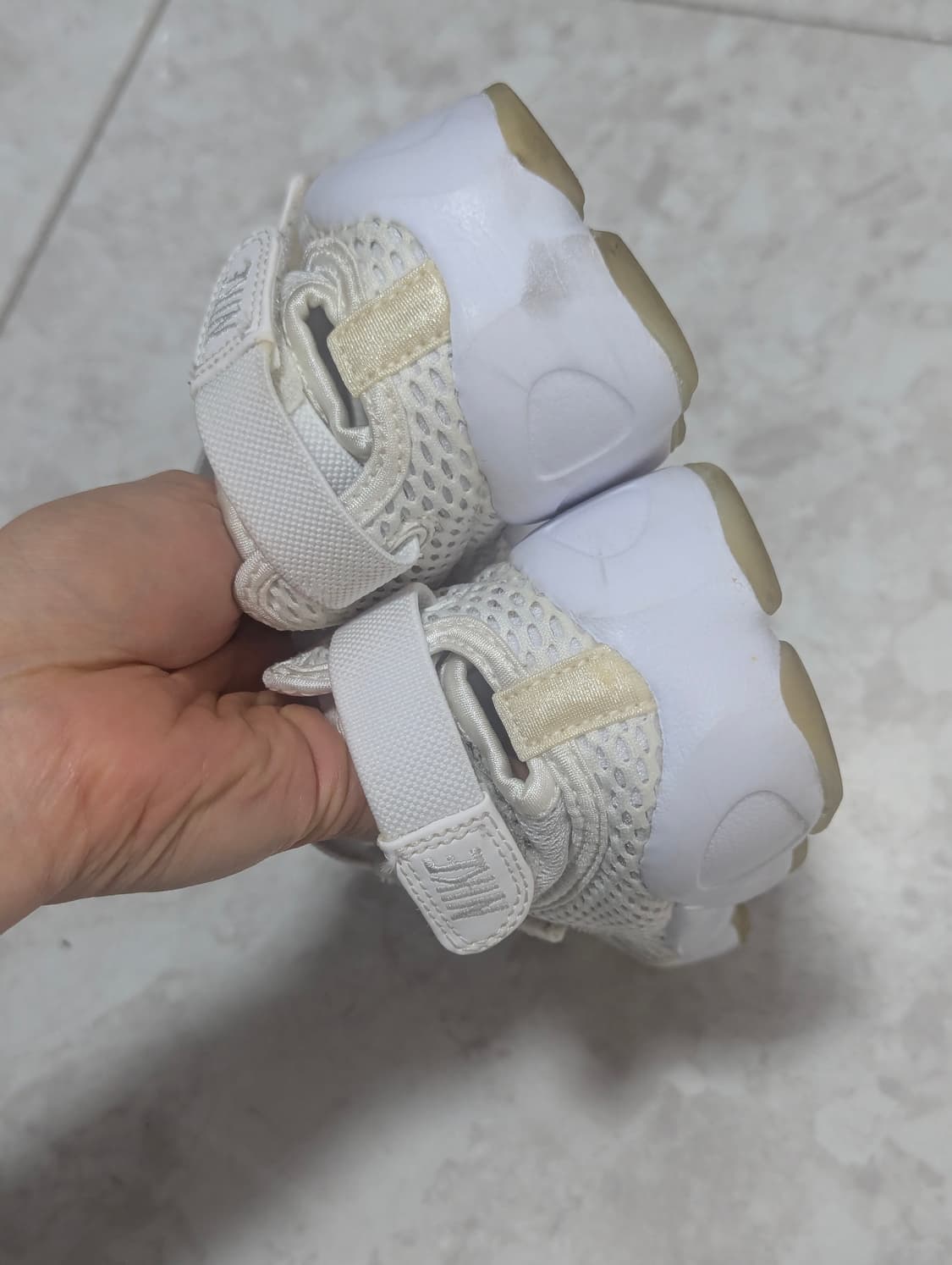 나이키 에어리프트 240 사이즈 상품이미지4