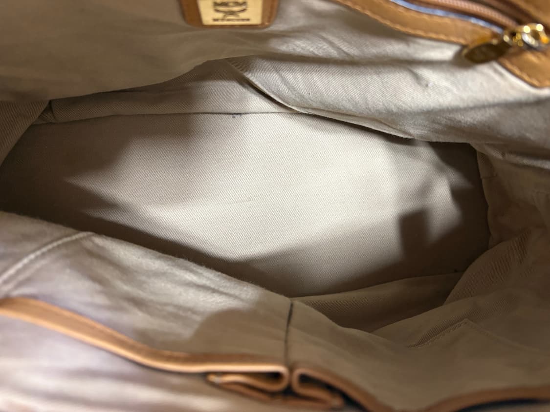 엠씨엠투웨이백 상품이미지8