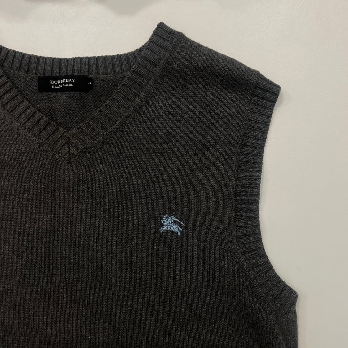 버버리 블랙라벨 니트 베스트 상품이미지1