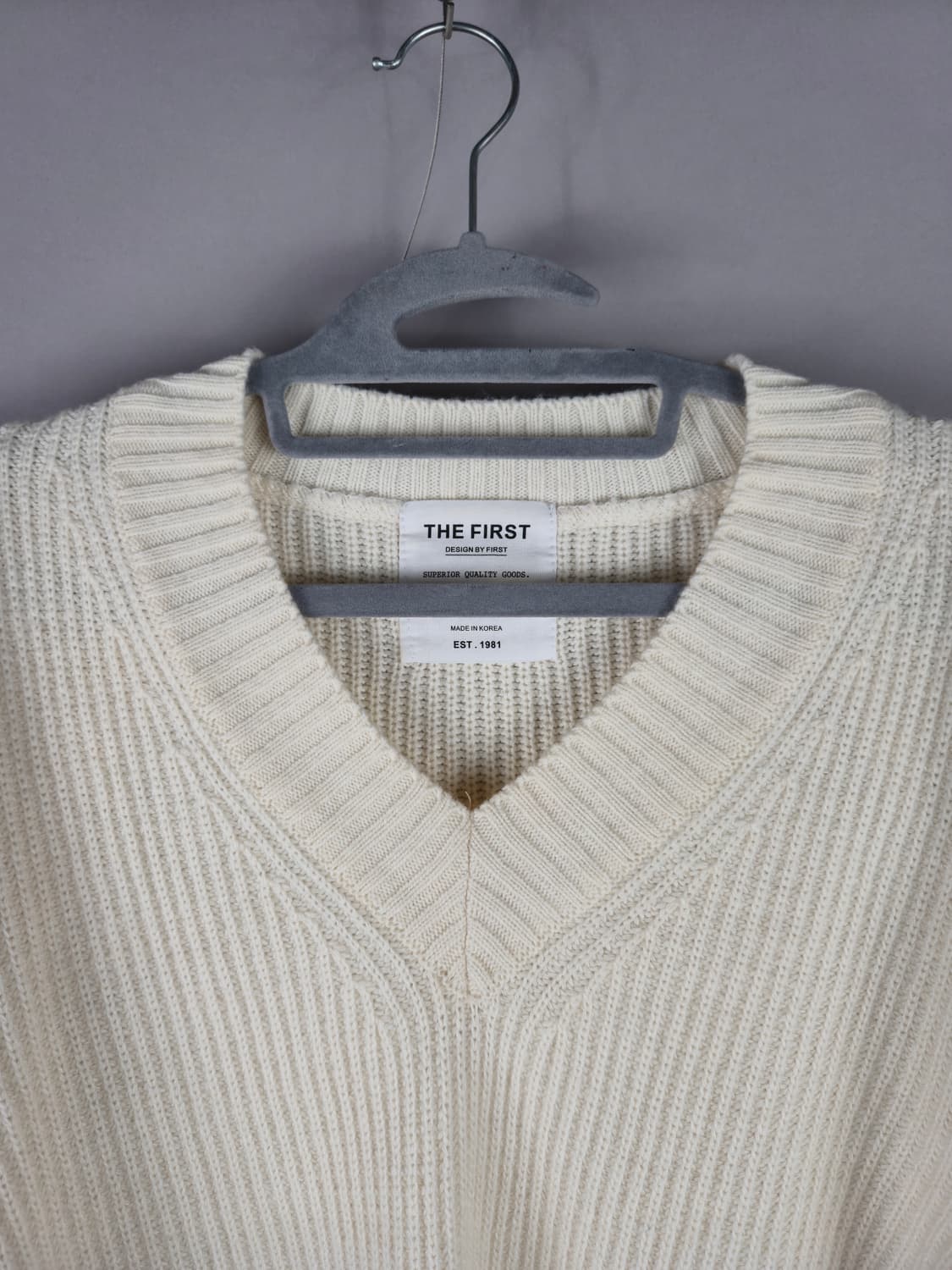 [무료배송]더퍼스트 F 남성 어깨 패드 오버핏 V넥 크롭 니트 상품이미지2