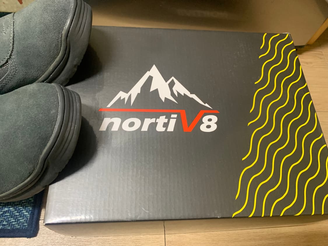 전술워커 등산 트레킹화 새상품 270 판매 합니다 상품이미지3