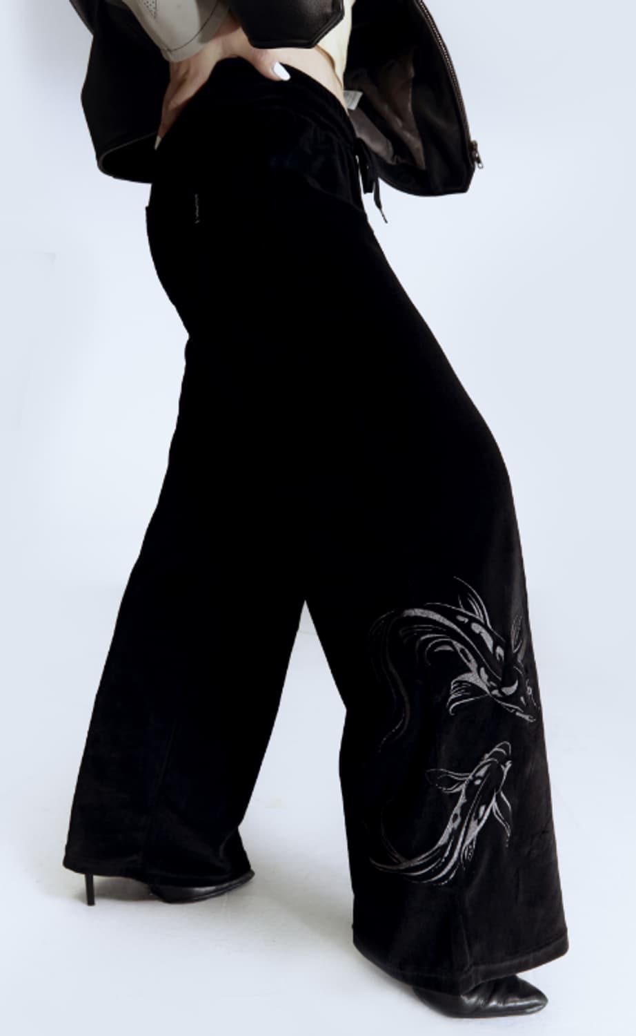 스컬프터 벨벳 와이드팬츠 상품이미지1