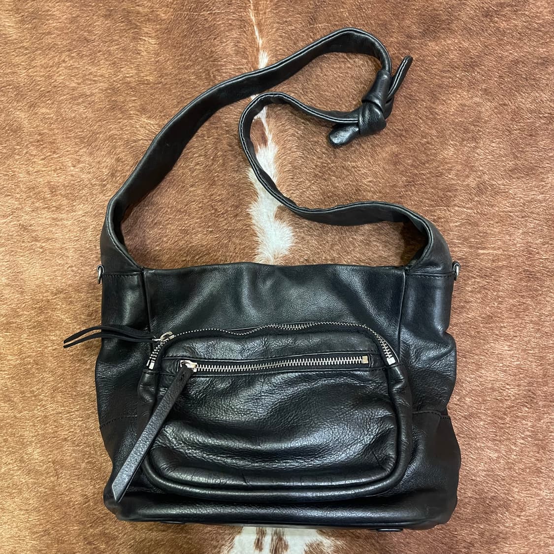 att 레더 백 상품이미지1