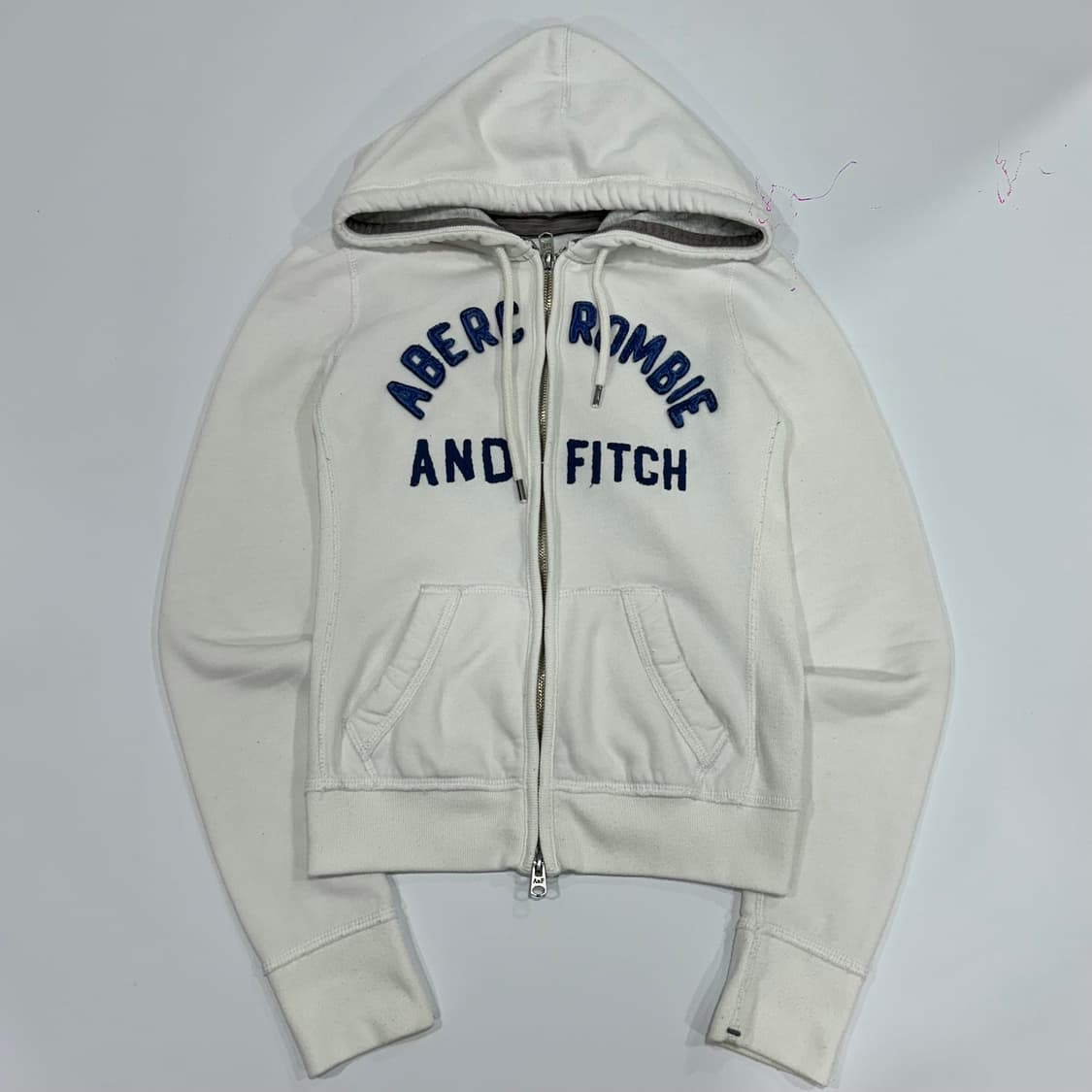 Abercrombie 아베크롬비 2-way 블루 스펠아웃 화이트 후드집업 상품이미지3