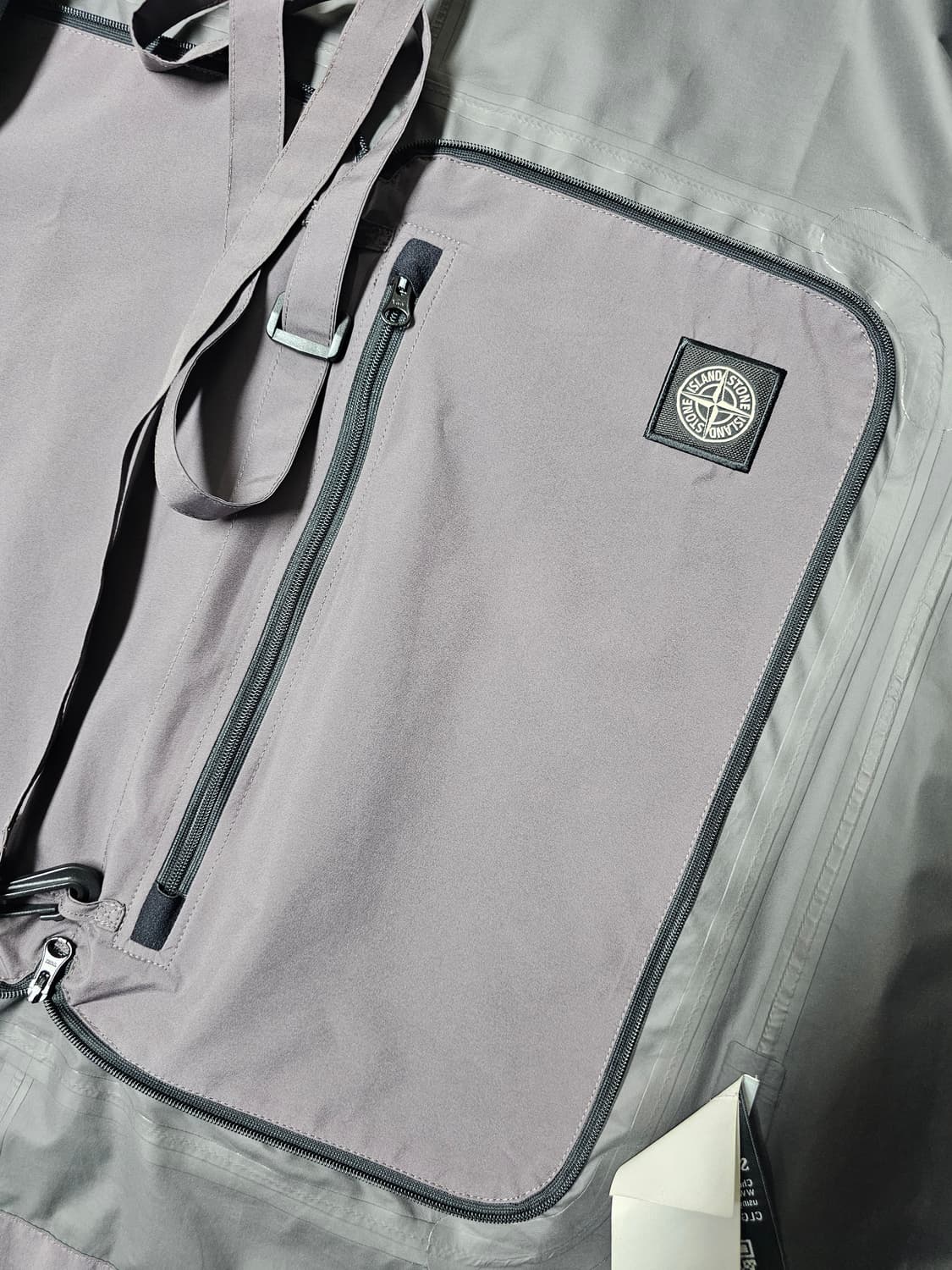 스톤아일랜드 GORE-TEX WITH PACLITE 코트 상품이미지8