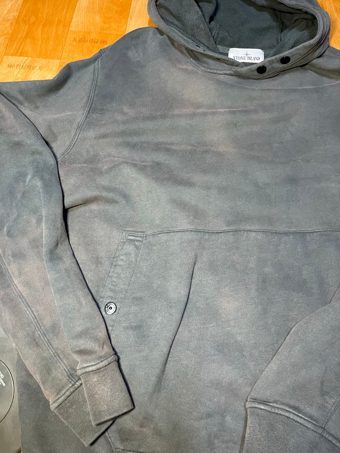 지리는 썬페이딩,물빠짐 스톤아일랜드 후드티 상품이미지3