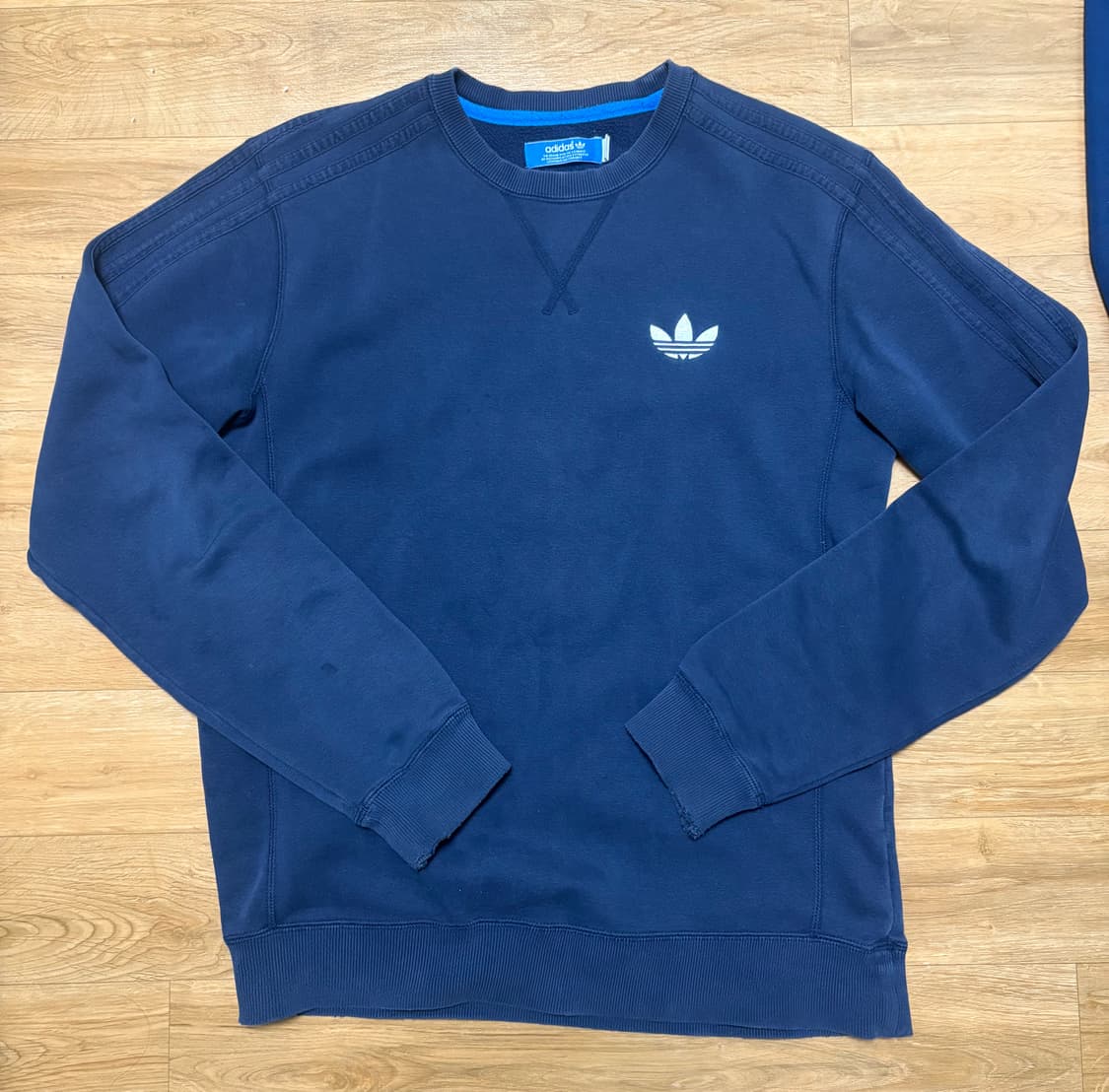 아디다스 트레포일 네이비 맨투맨 상품이미지1