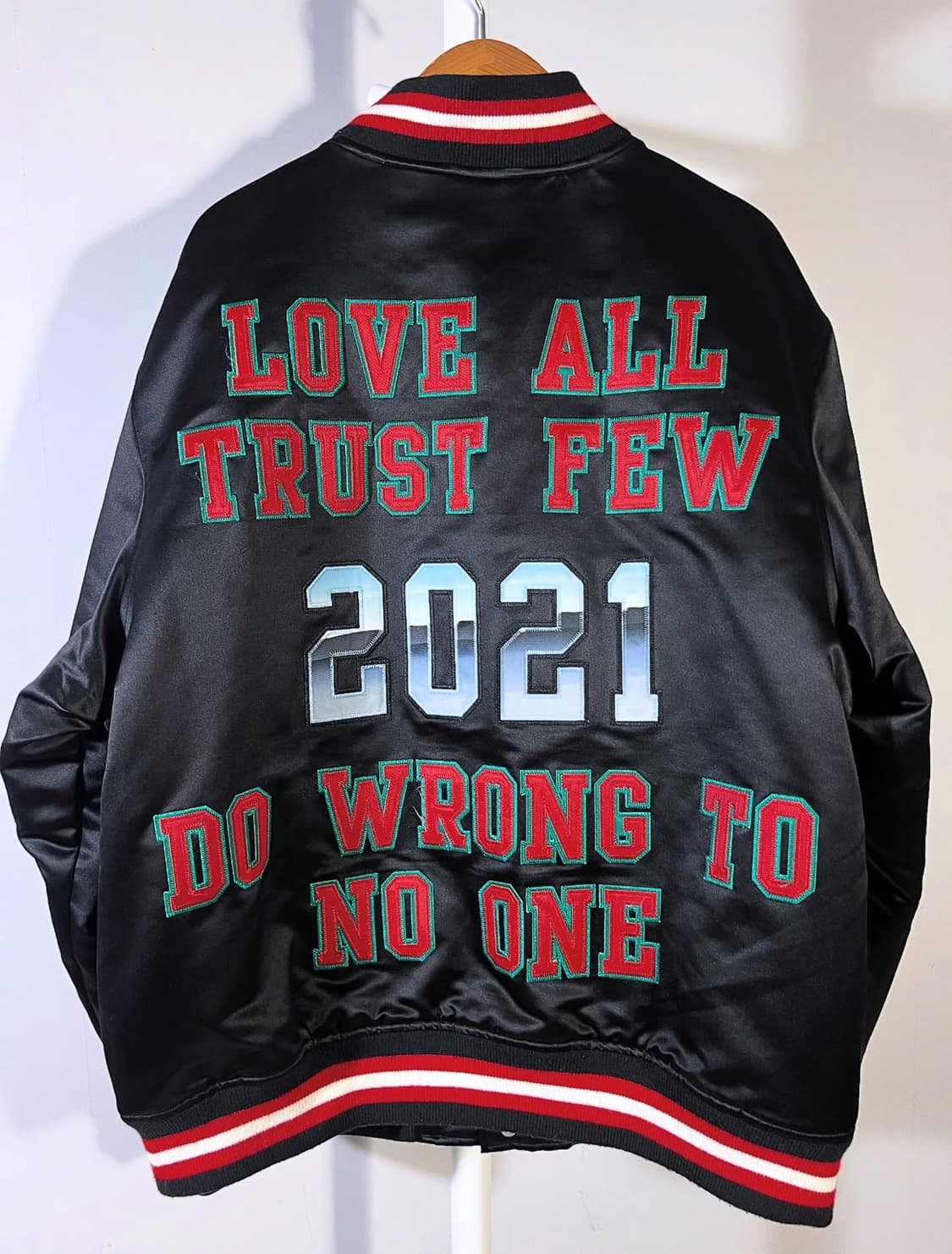 슈프림 바시티 자켓  미첼 & 네스 사틴 블랙 - 21SS 상품이미지2