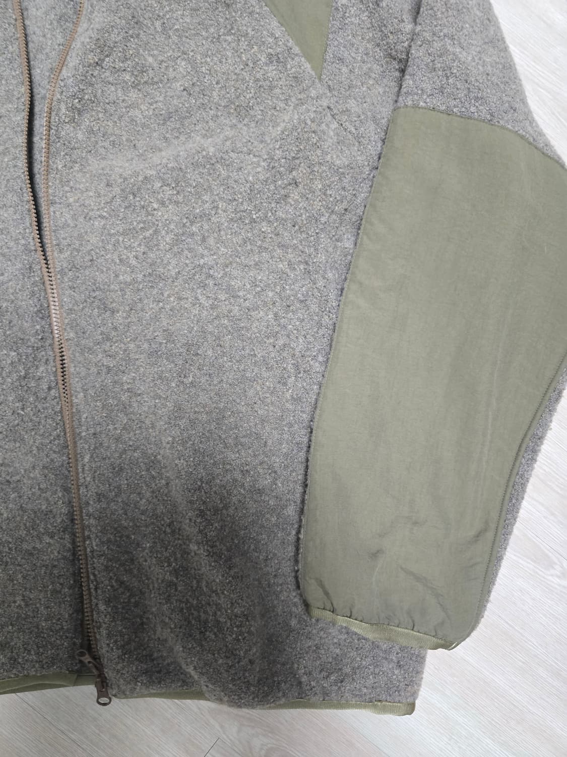 나나미카 보일드 울 집업 후리스 코요테
- xl 사이즈 상품이미지4