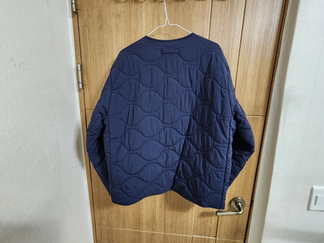 (M)예일 웨이브 퀼팅 패딩 자켓 네이비 상품이미지3