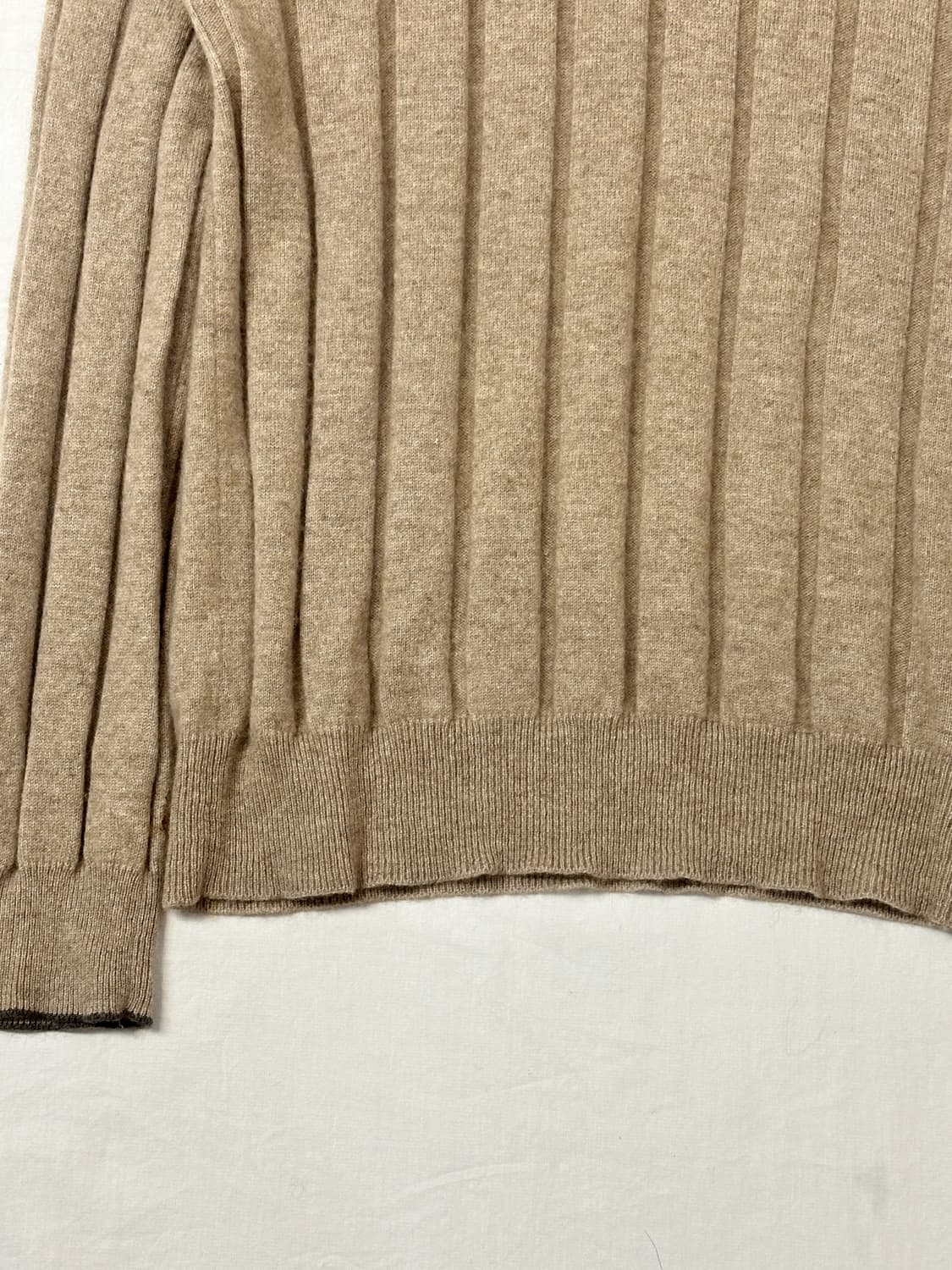 헤지스 캐시미어100% 터틀넥 목폴라 니트 상품이미지3