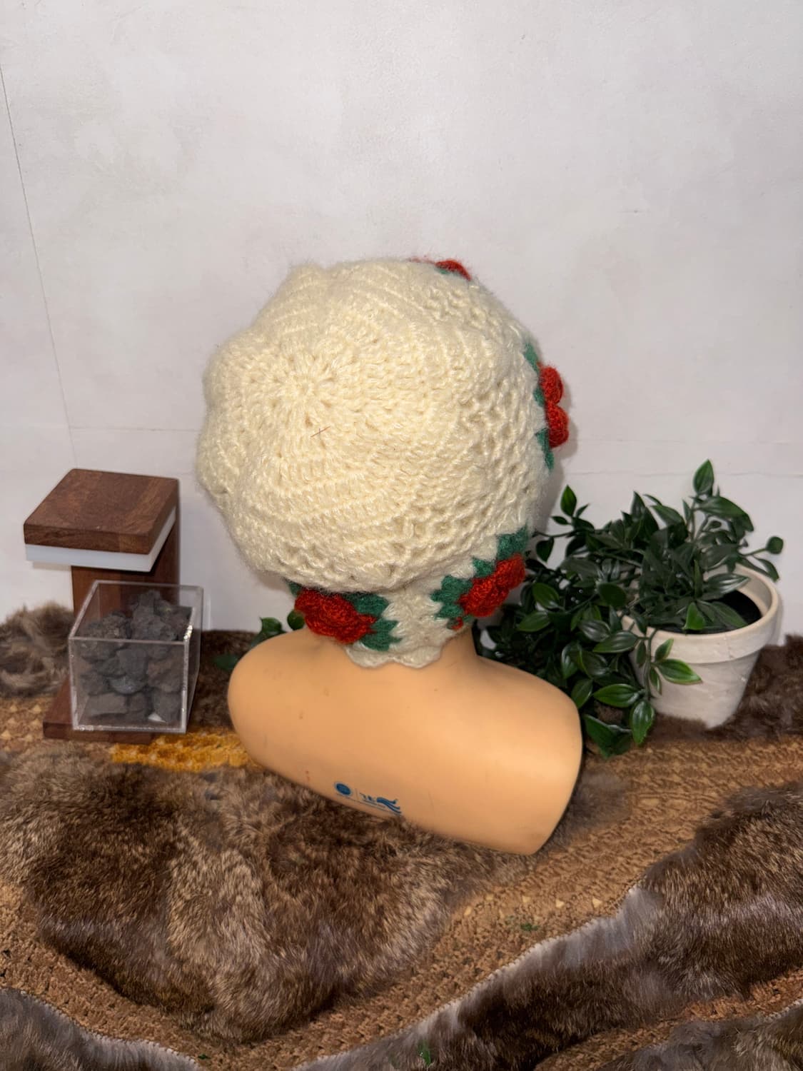 Ivory rose crochet knit beanie  상품이미지3