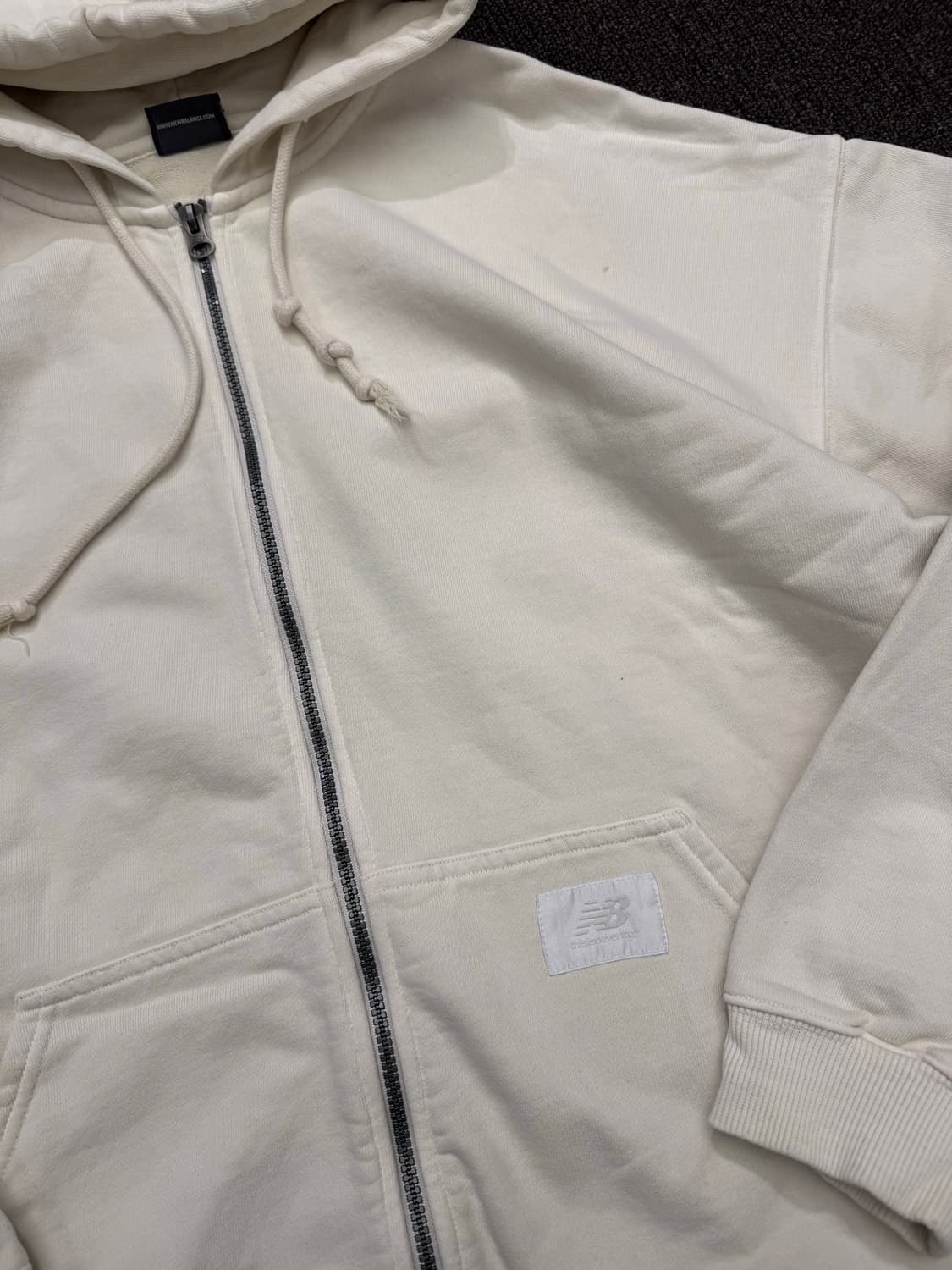 XL)뉴발란스x디네댓 빈티지 아이보리 후드집업 상품이미지3