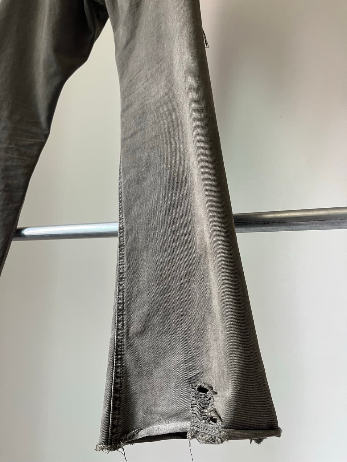 F.D.M wave Distressed Damage Pants 상품이미지6