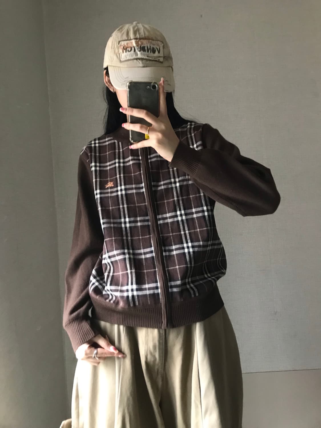 버버리 브라운 노바체크 니트집업 상품이미지4