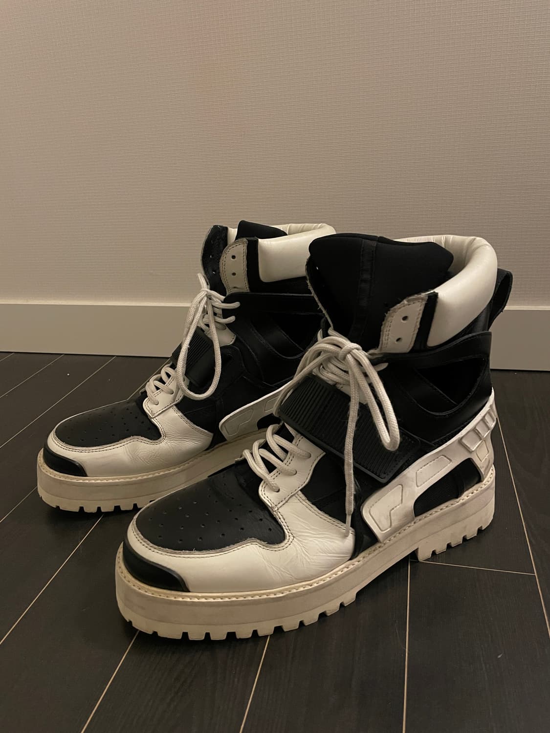 HBA hood by air 후드바이에어 아바란체 부츠 상품이미지1