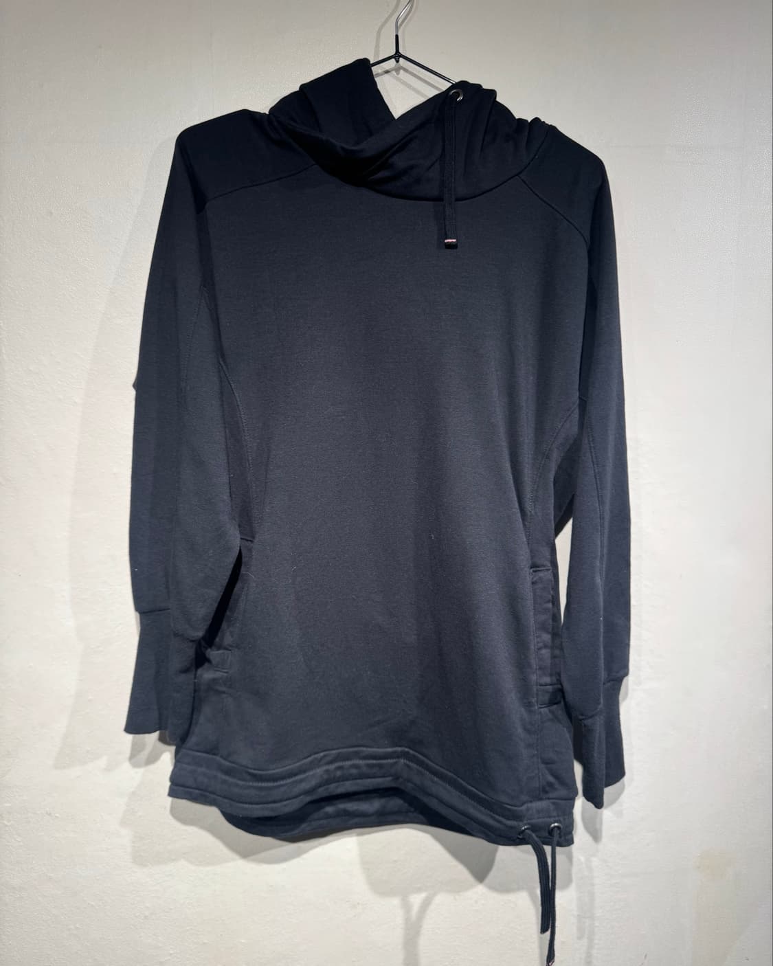 00s person’s black Hoodie  상품이미지1